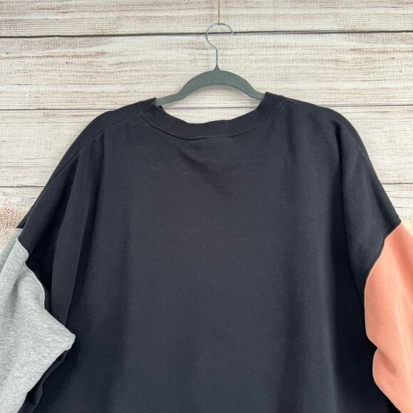 Nike Colorblock Embroidered Logo Crewneck Sweatshirt Women’s XL Black Pink Gray - Picture 4 of 13